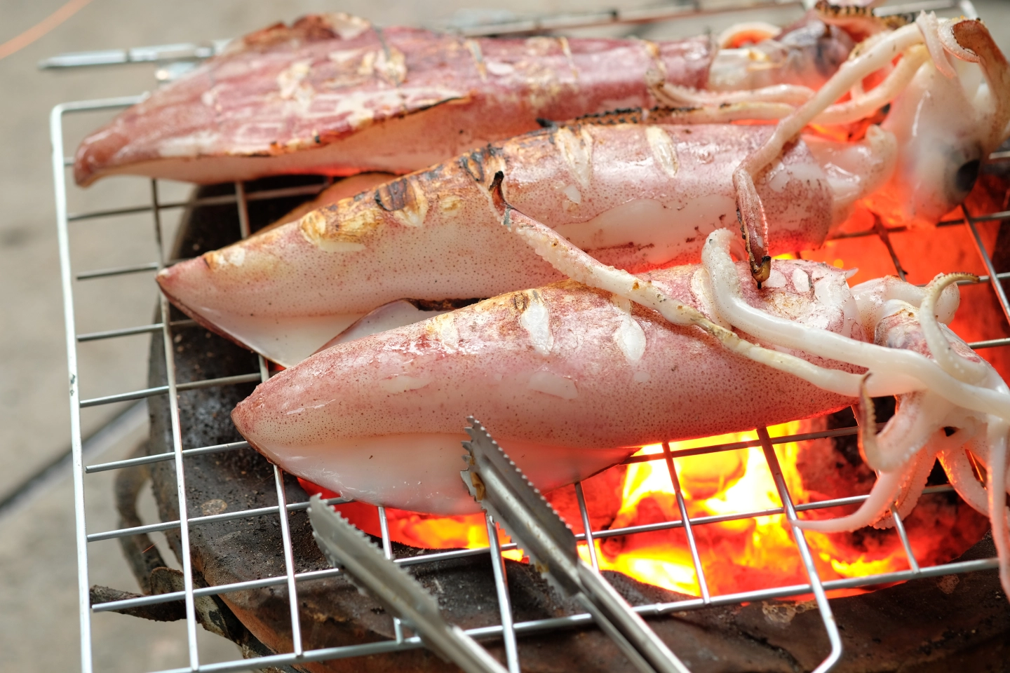 中秋節烤肉,烤海鮮,烤小卷、烤透抽、烤魷魚