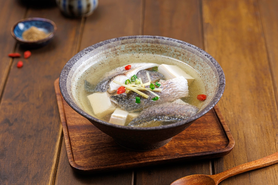 薑絲鱸魚湯